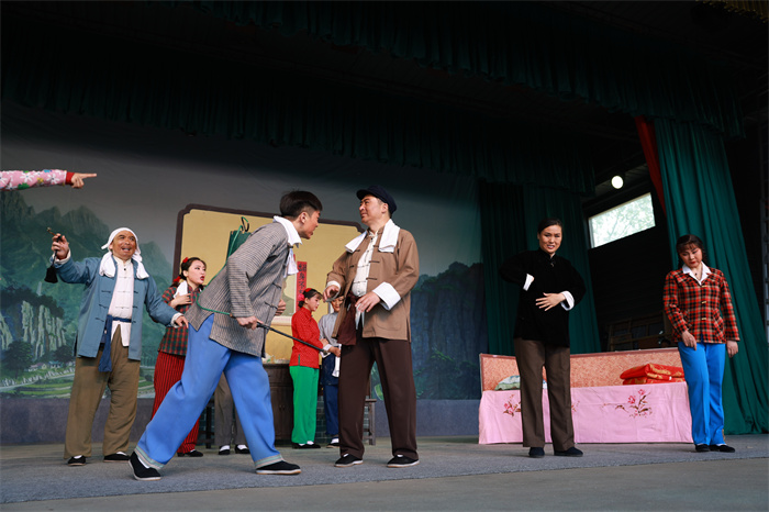 濮阳李天成回家唱大戏